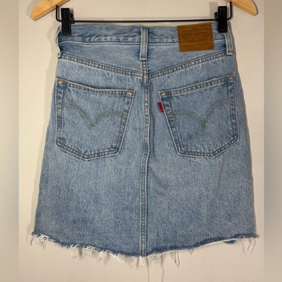 Levi's Deconstructured Denim Skirt size 24 - Picture 4 of 9